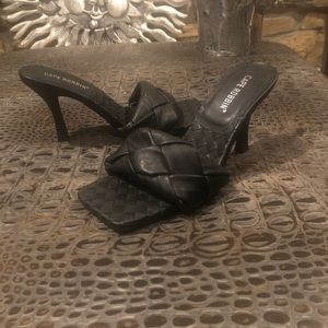 NEW!! Cape Robbin Heels!!